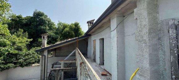 Castelos T12 em Pozzolengo, Italy N.º 266201 7