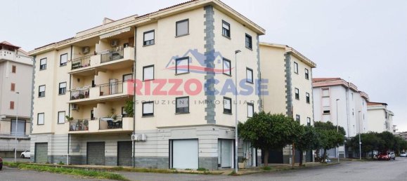 4 rooms Apartment in Corigliano Rossano, Italy No. 79686 10