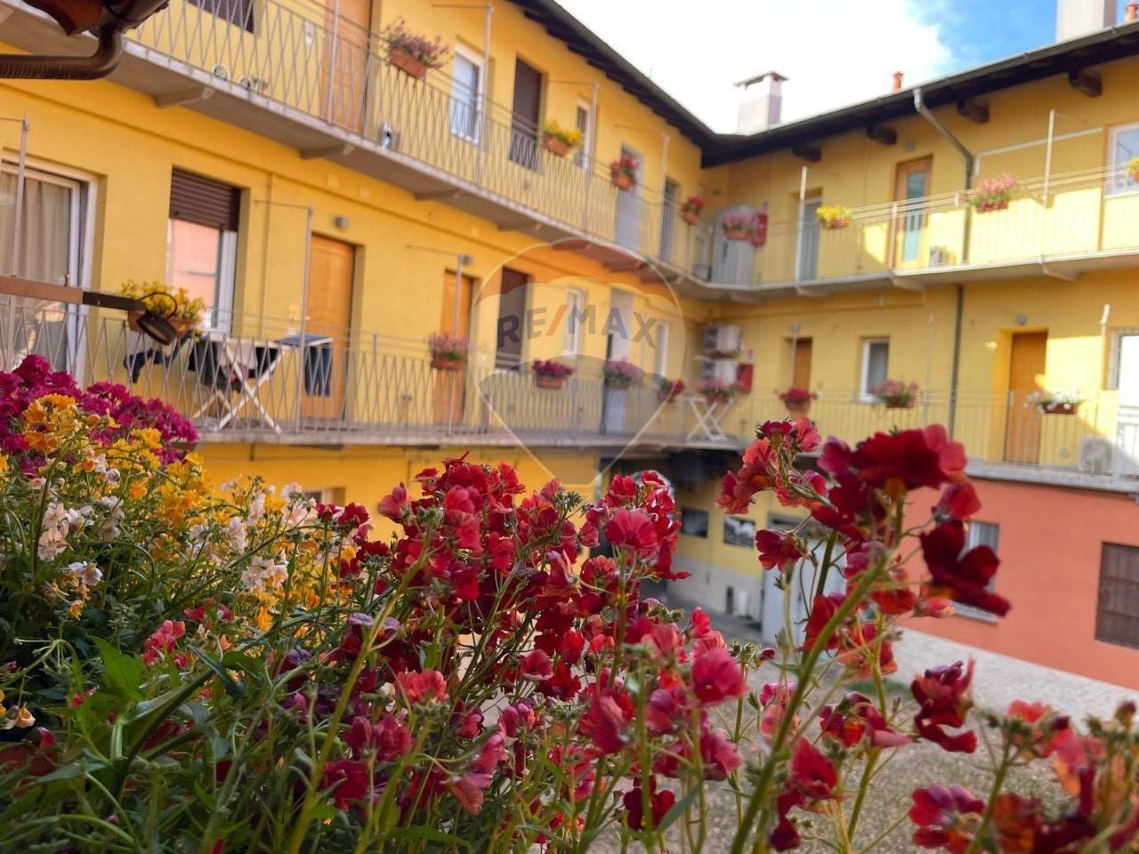 850m² Building in Varese, Italy No. 294716