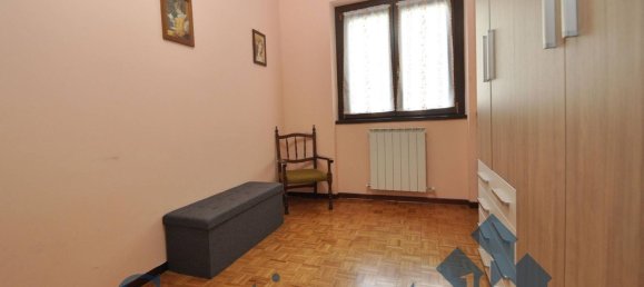 3 rooms Apartment in Piazza Brembana, Italy No. 287630 16