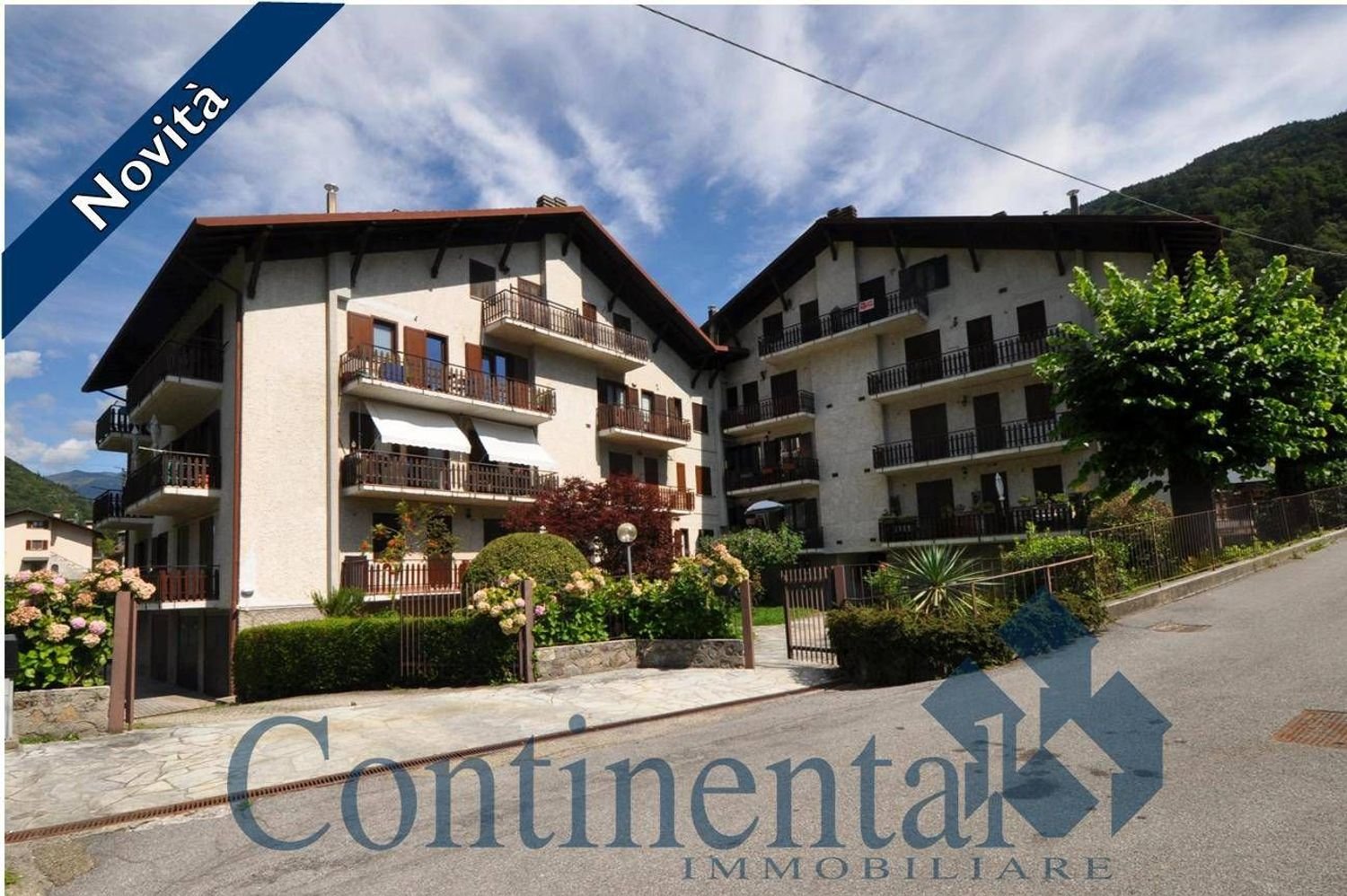 3 rooms Apartment in Piazza Brembana, Italy No. 287630