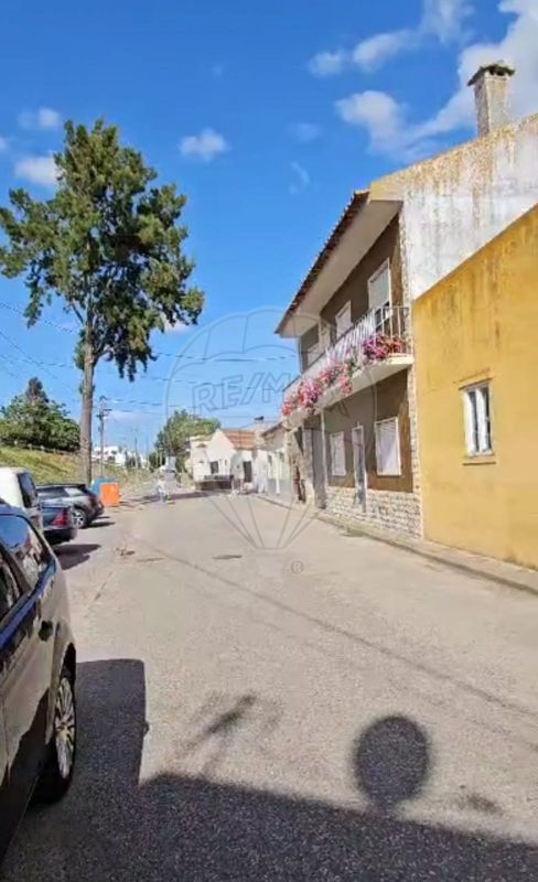 1 bedroom House in Almeirim, Portugal No. 24803