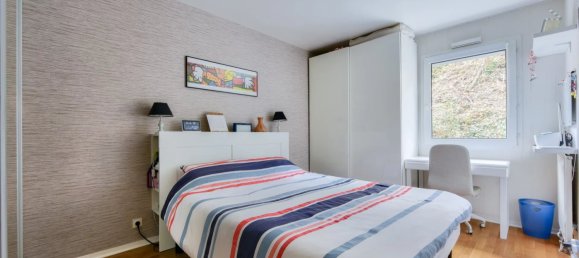 2 Schlafzimmer Wohnung in Suresnes, France, Nr. 165018 7