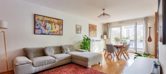 2 Schlafzimmer Wohnung in Suresnes, France, Nr. 165018 2