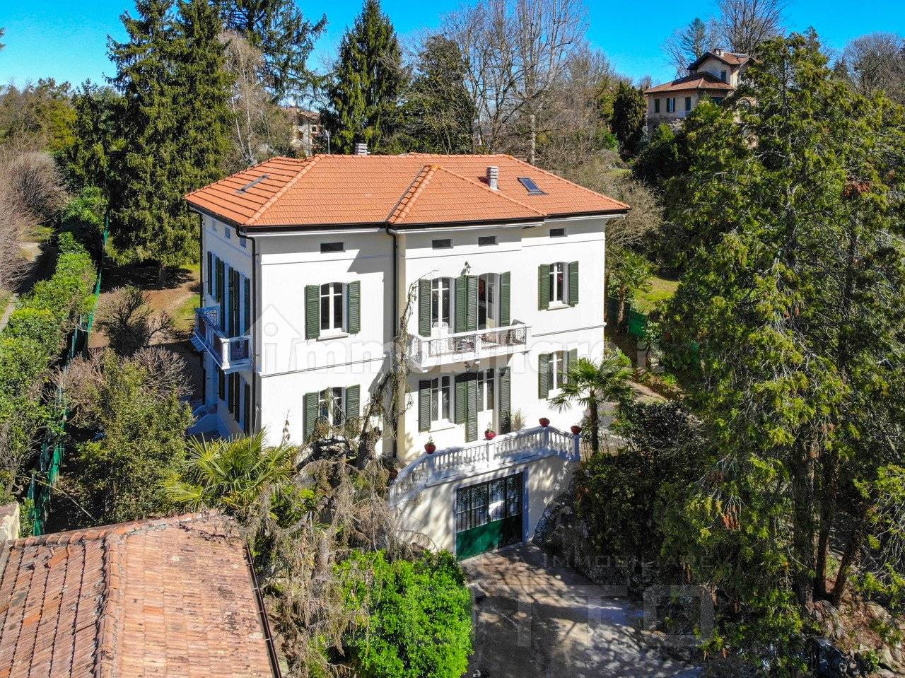 6 bedrooms Villa in Castelletto sopra Ticino, Italy No. 284190