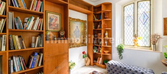 6 bedrooms Villa in Castelletto sopra Ticino, Italy No. 284190 9