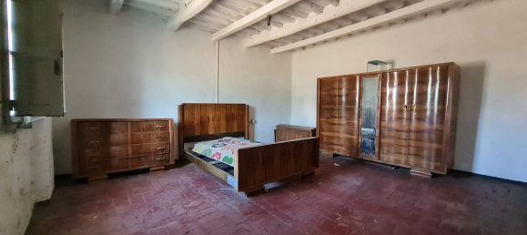 4 bedrooms House in Pistoia, Italy No. 371924 23