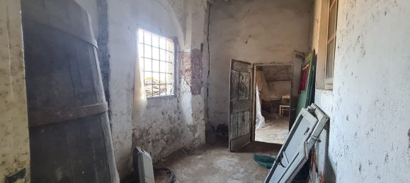 4 bedrooms House in Pistoia, Italy No. 371924 16