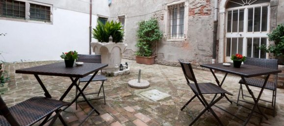 2 bedrooms Apartment in Venice, Italy No. 316543 10