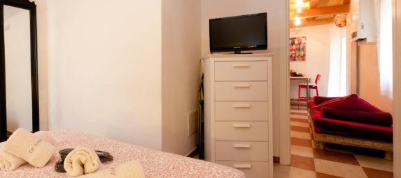 2 bedrooms Apartment in Venice, Italy No. 316543 14