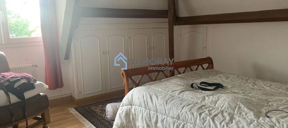 Castelos T5 em Nazelles-Negron, France N.º 46896 8