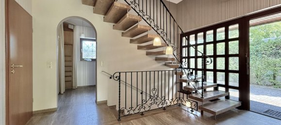 6 rooms House in Hanover, Germany No. 277450 4