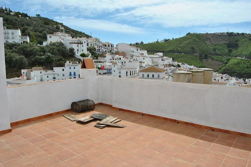 6 bedrooms Villa in Competa, Spain No. 225037