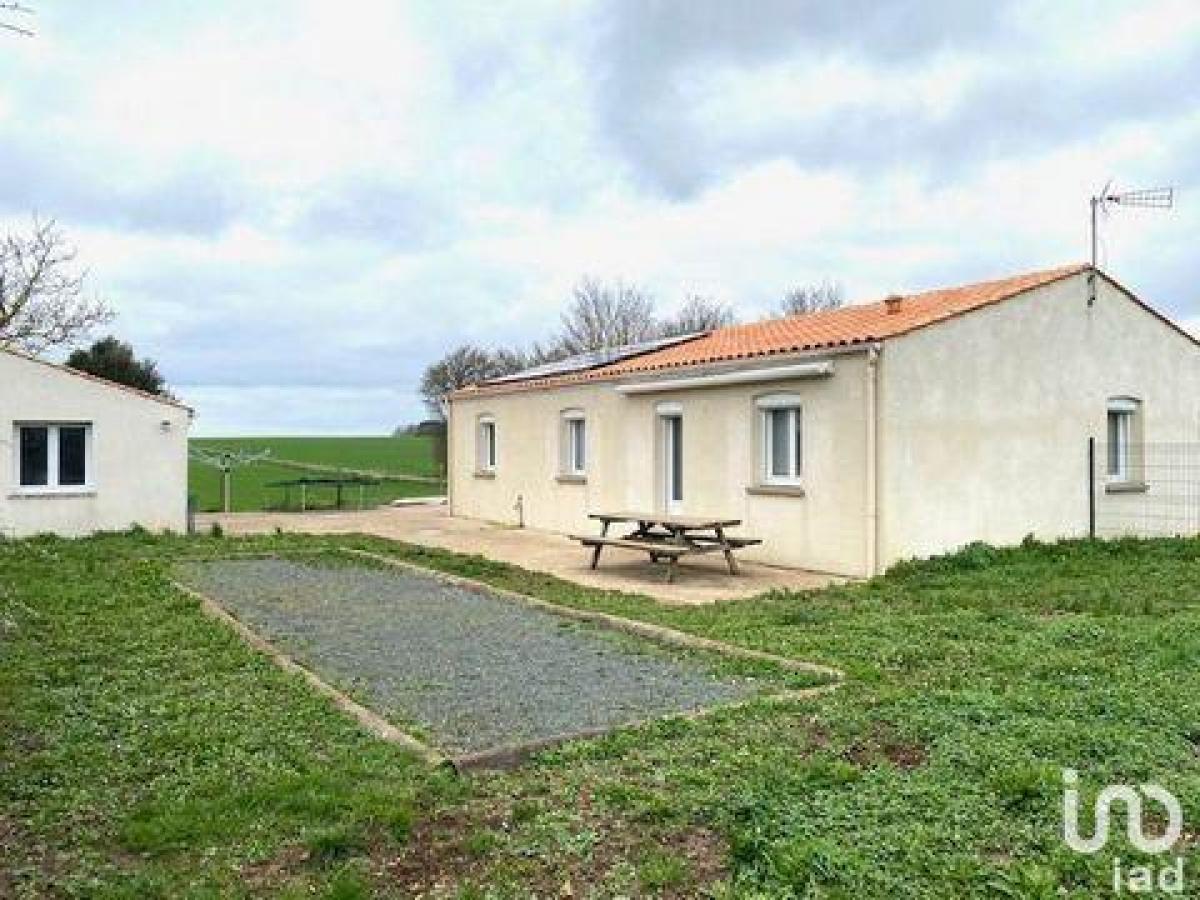 3 غرف نوم منزل في Anais, France رقم 23927