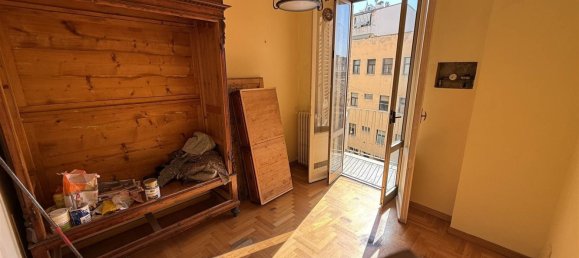 3 bedrooms Apartment in Florence, Italy No. 315937 7