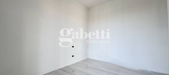 2 bedrooms Apartment in Florence, Italy No. 330092 4