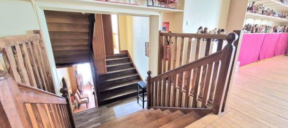 520m² Commercial property in Seine-Maritime, France No. 315570 8