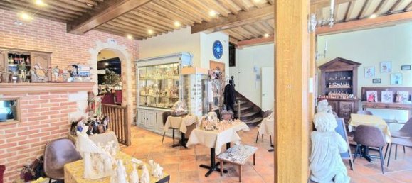 520m² Commercial property in Seine-Maritime, France No. 315570 4