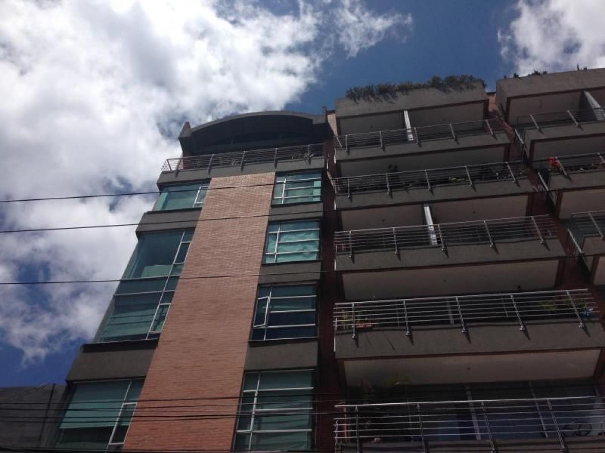Casa de 3 dormitorios en Bogotá, Colombia No. 14072