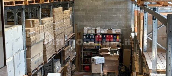 Armazém em Busto Arsizio, Italy 500 m² N.º 259226 7