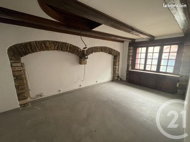 1 bedroom Apartment in Montbeliard, France No. 308949