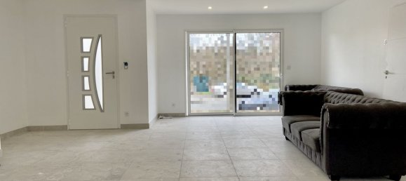 4 bedrooms House in Vierzon, France No. 78559 4