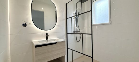 4 bedrooms House in Vierzon, France No. 78559 6