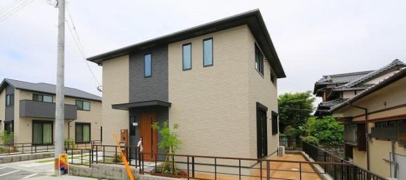 4 bedrooms House in Fukuoka, Japan No. 828 2