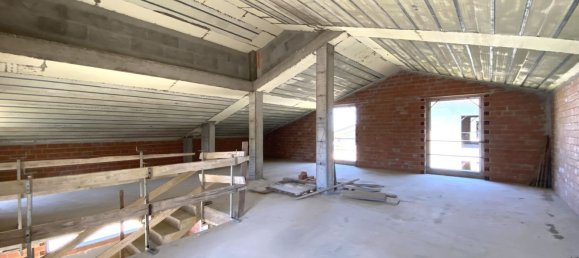 5 rooms Villa in Montelupo Albese, Italy No. 108777 8