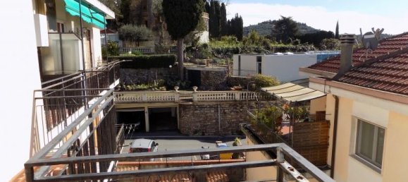 4 rooms Apartment in Imperia, Italy No. 226613 7