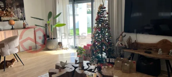 4 bedrooms House in Barreiro, Portugal No. 85023 3