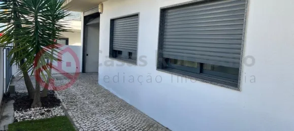 4 bedrooms House in Barreiro, Portugal No. 85023 20