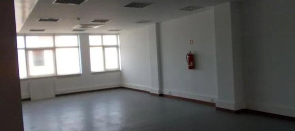  مكتب في Lisbon, Portugal 2400متر مربع رقم 49560 11