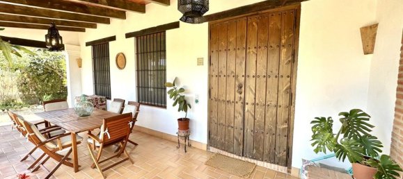 3 bedrooms House in Malaga, Spain No. 179065 4