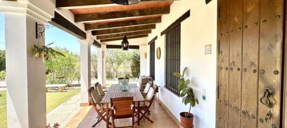 3 bedrooms House in Malaga, Spain No. 179065 5