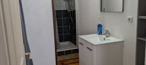 Здание 85м² в Вьерзон, Франция № 156921 7