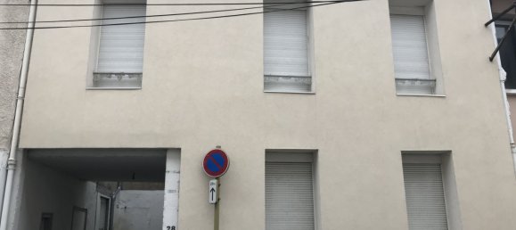 Здание 85м² в Вьерзон, Франция № 156921 2