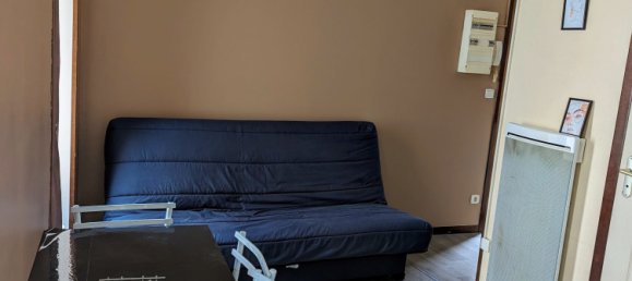 Здание 85м² в Вьерзон, Франция № 156921 10