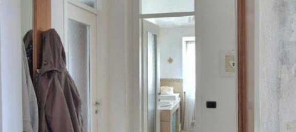 2 Schlafzimmer Penthouse in Sirone, Italy, Nr. 290942 12