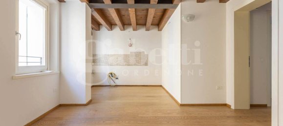 2 Schlafzimmer Wohnung in Pordenone, Italy, Nr. 196673 5