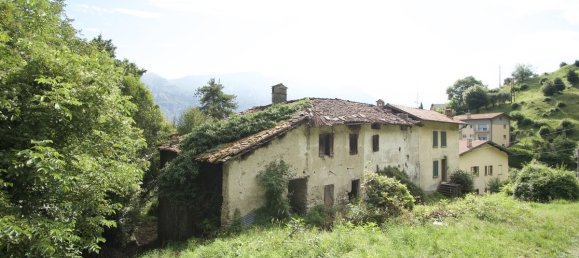5 bedrooms Building in Oliveto Lario, Italy No. 296182 13