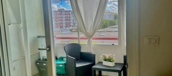 3 rooms Apartment in Taranto, Italy No. 277506 4