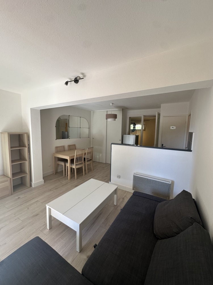 1 bedroom Apartment in Aix-en-Provence, France No. 350791