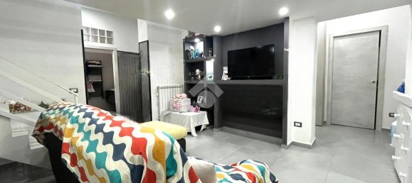 3-salle Appartement à Torre del Greco, Italy No. 5676 30