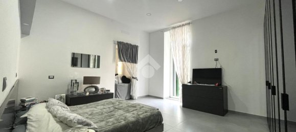 3-salle Appartement à Torre del Greco, Italy No. 5676 17