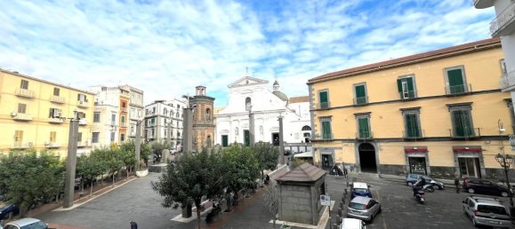 3-salle Appartement à Torre del Greco, Italy No. 5676 22