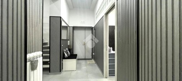 3-salle Appartement à Torre del Greco, Italy No. 5676 11