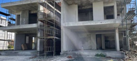 4 bedrooms Villa in Geroskípou, Cyprus No. 9267 16