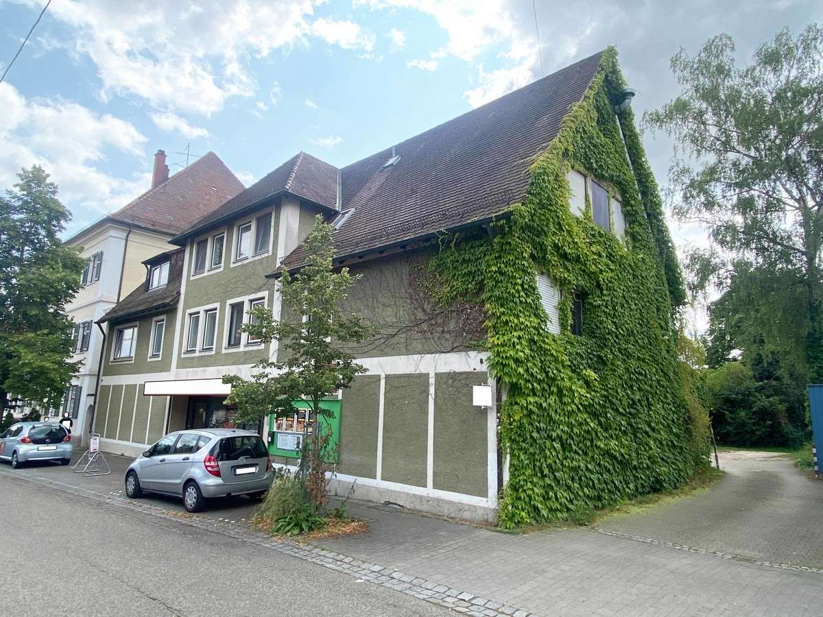 13 rooms Building in Ulm, Germany No. 43609