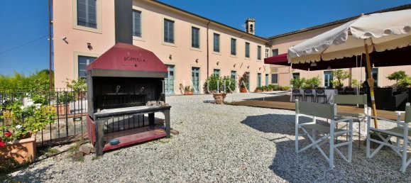 40 bedrooms Villa in Capannori, Italy No. 375518 20